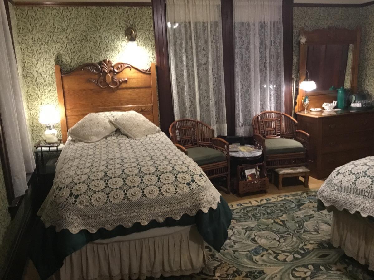 Allen House Inn 애머스트 외부 사진