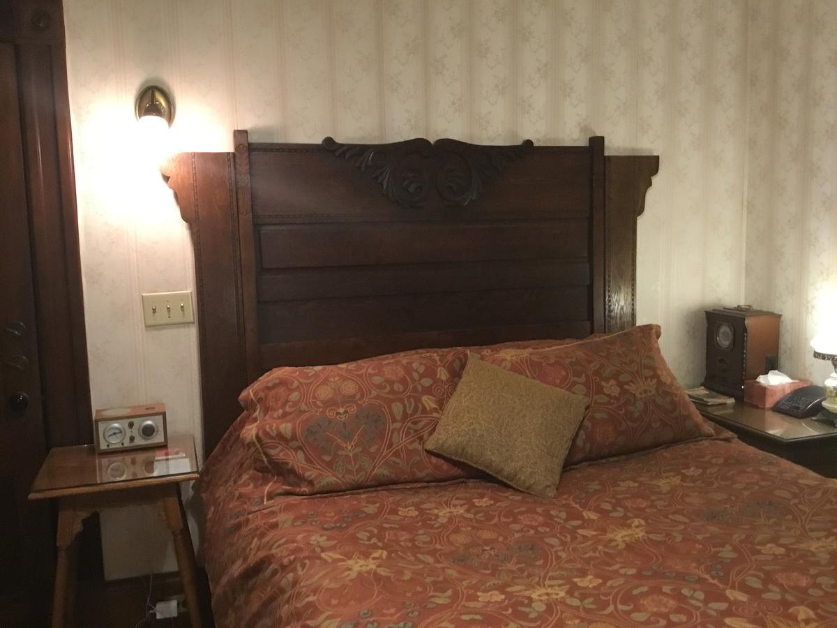 Allen House Inn 애머스트 외부 사진