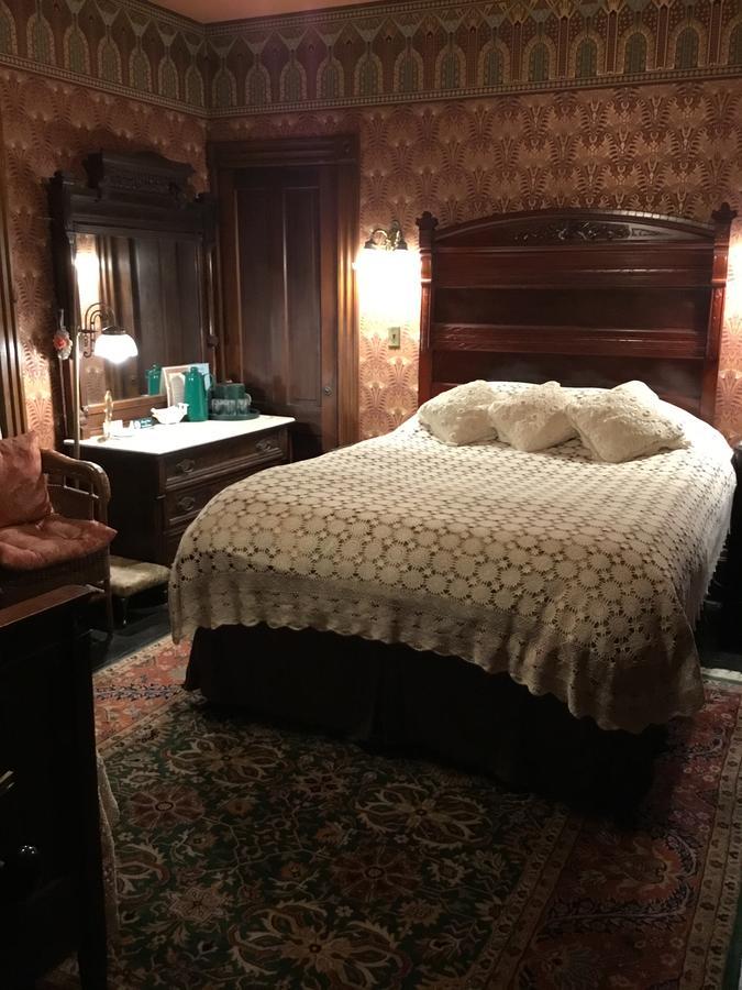 Allen House Inn 애머스트 외부 사진