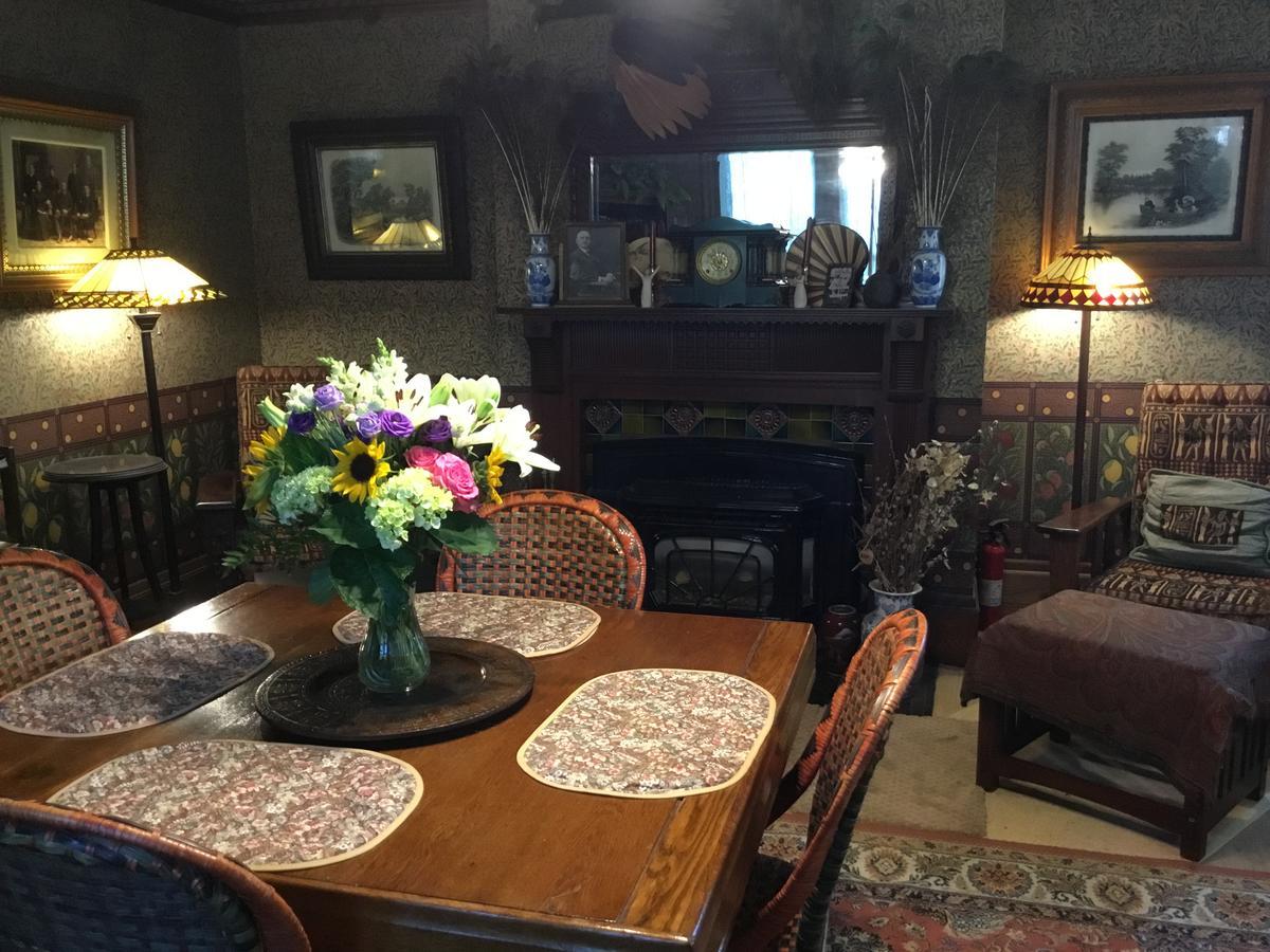 Allen House Inn 애머스트 외부 사진